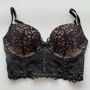 Victoria’s Secret black lace push-up bustier 32D